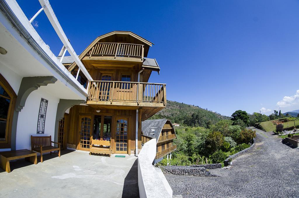 Hotel Fazenda Saint Claire Campos do Jordao Bagian luar foto
